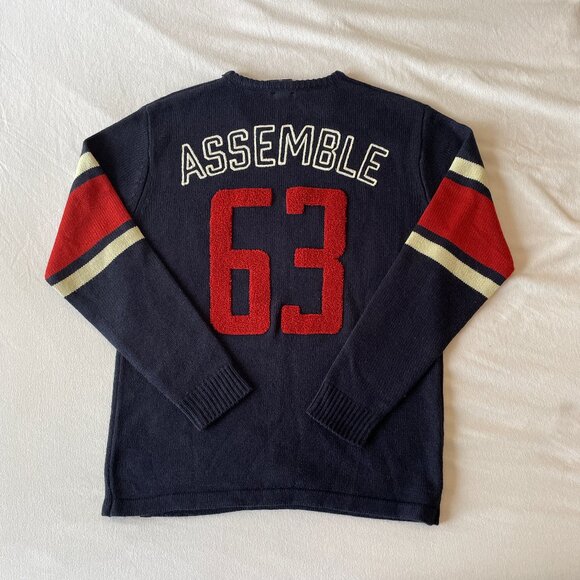 offical collegiate Marvel Avengers navy men's sweater size XS - Picture 1 of 2